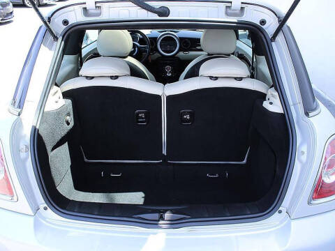 2011 MINI Cooper John Cooper Works