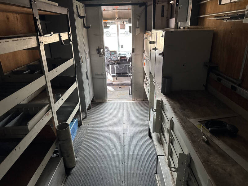 2012 Freightliner MT45 Chassis