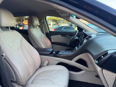 2016 Lincoln MKX Select