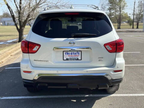 2020 Nissan Pathfinder SL