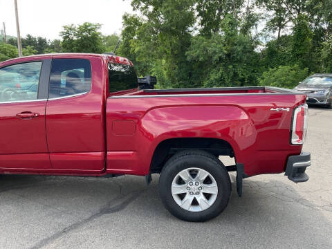 2017 GMC Canyon SLE