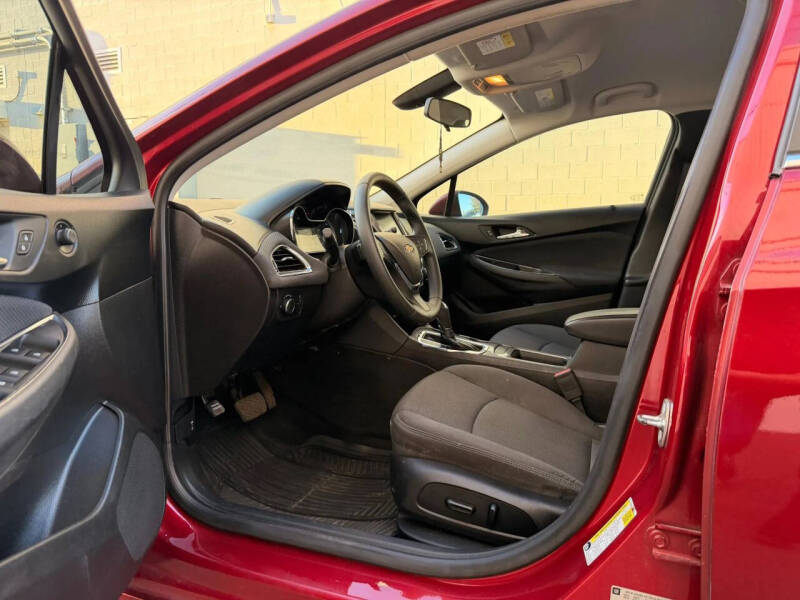 2017 Chevrolet Cruze LT Auto