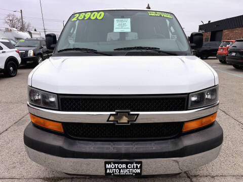 2016 Chevrolet Express LT 3500