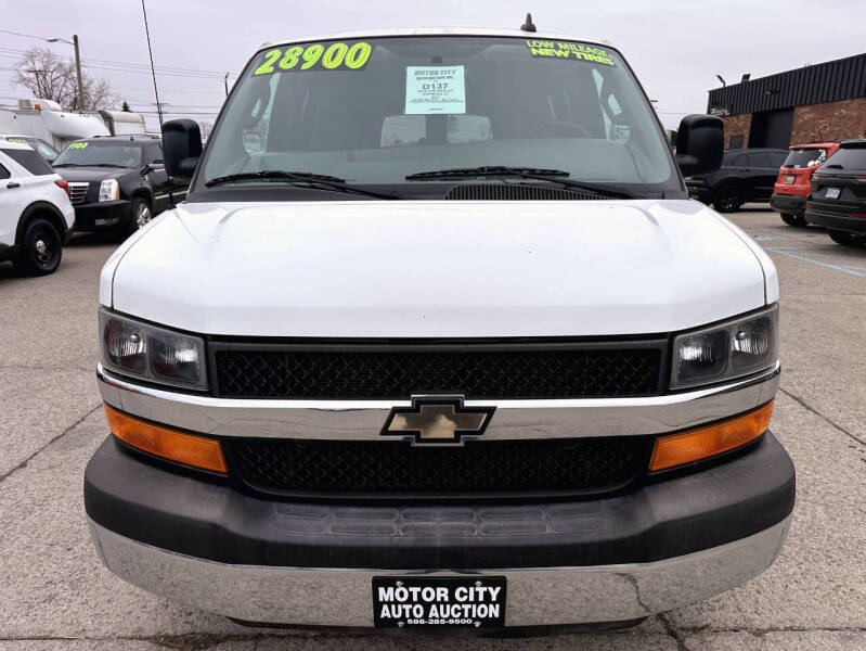 2016 Chevrolet Express LT 3500