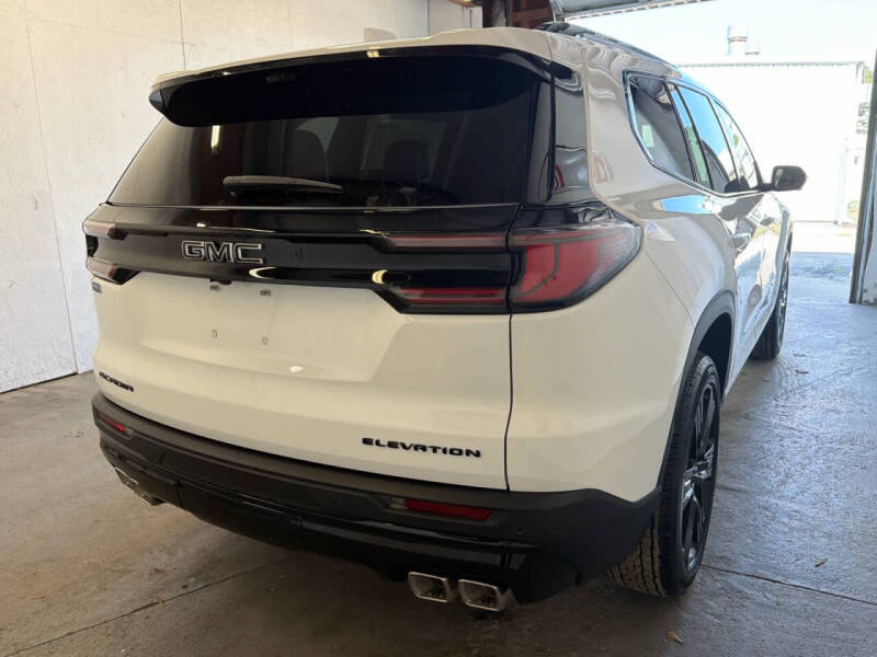 2026 GMC Acadia Elevation