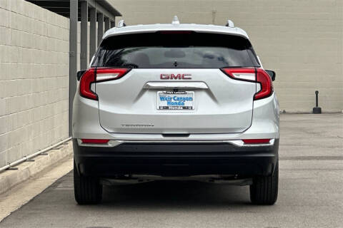 2022 GMC Terrain SLT
