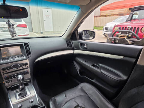 2011 Infiniti G25 Sedan Journey