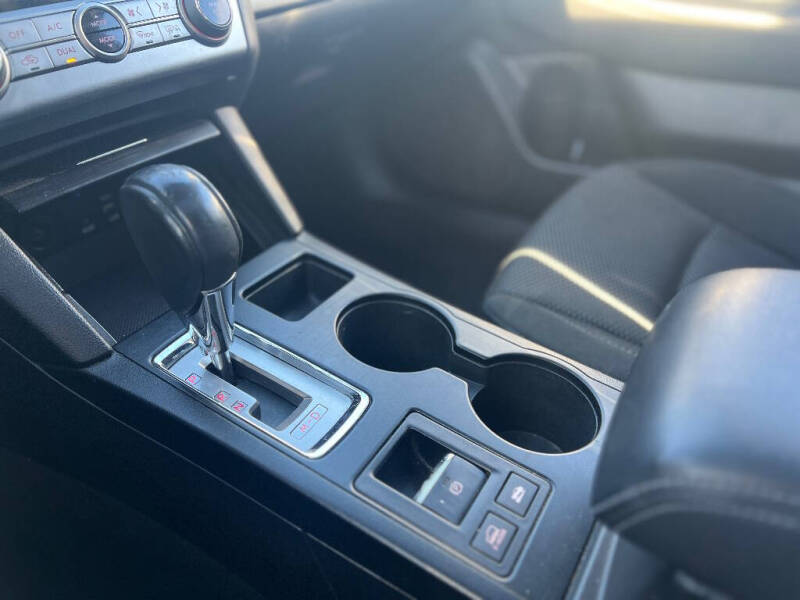 2017 Subaru Outback 2.5i Premium