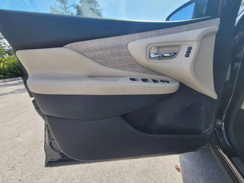 2024 Nissan Murano SL