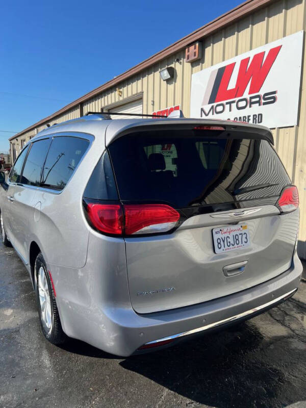 2018 Chrysler Pacifica Touring L
