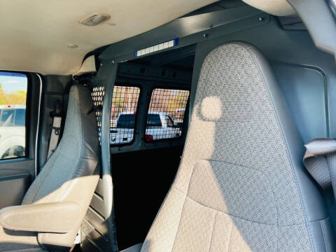 2019 Chevrolet Express 2500