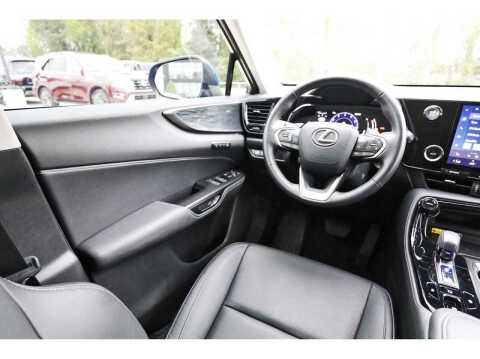 2025 Lexus NX 250 Premium