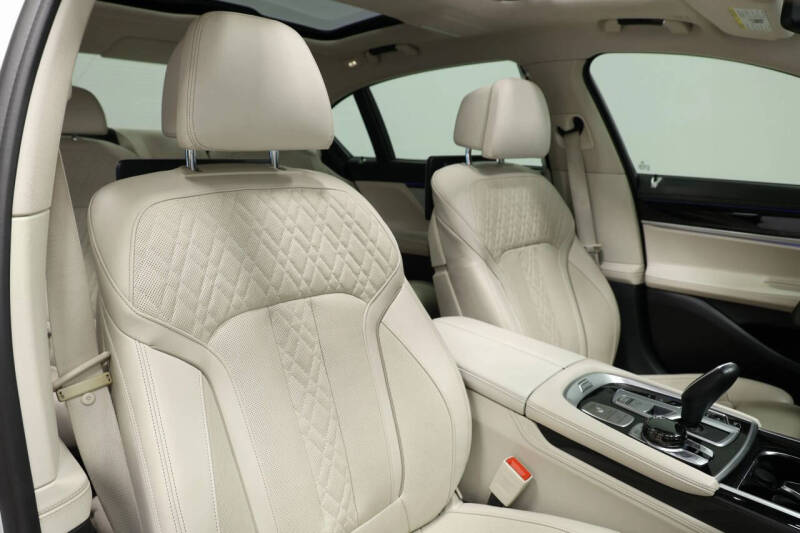 2021 BMW 7 Series ALPINA B7 xDrive