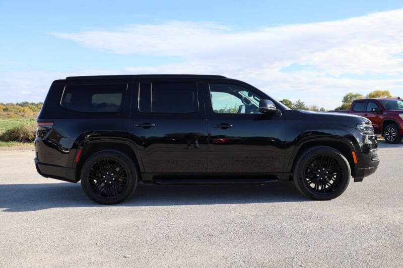 2022 Jeep Wagoneer Series III Carbide