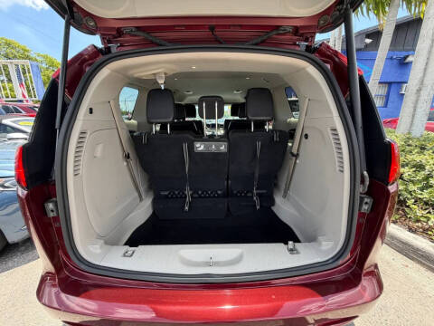 2021 Chrysler Voyager LXi