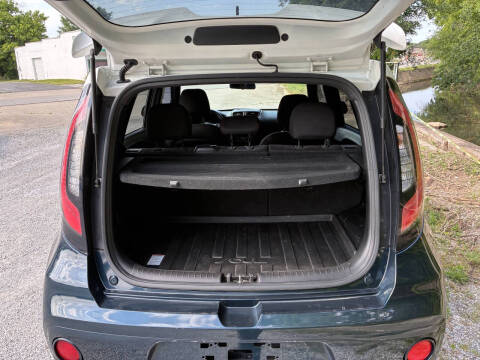 2018 Kia Soul +