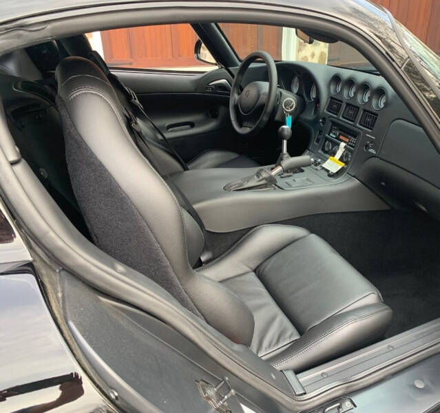 2000 Dodge Viper GTS