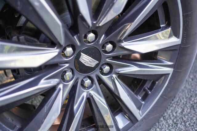 2023 Cadillac Escalade ESV Sport Platinum