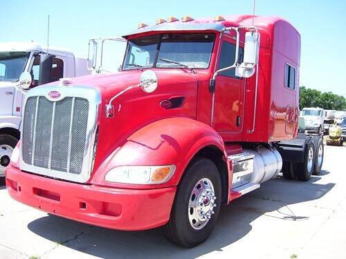 2009 Peterbilt 367 for sale at Pladson INC in Dickinson, ND