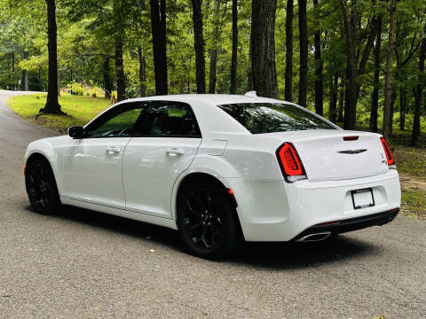 2019 Chrysler 300 S