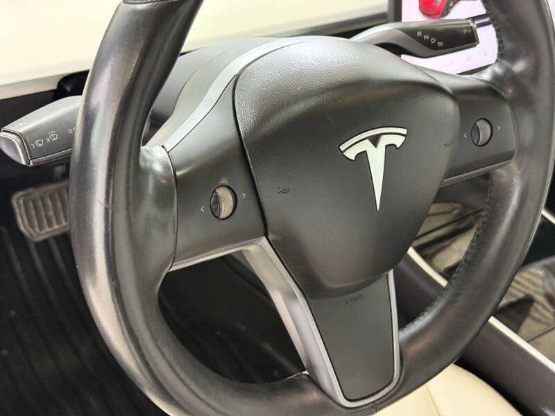 2019 Tesla Model 3 Base photo 49