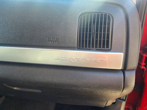 2005 Dodge Ram 1500 SRT-10