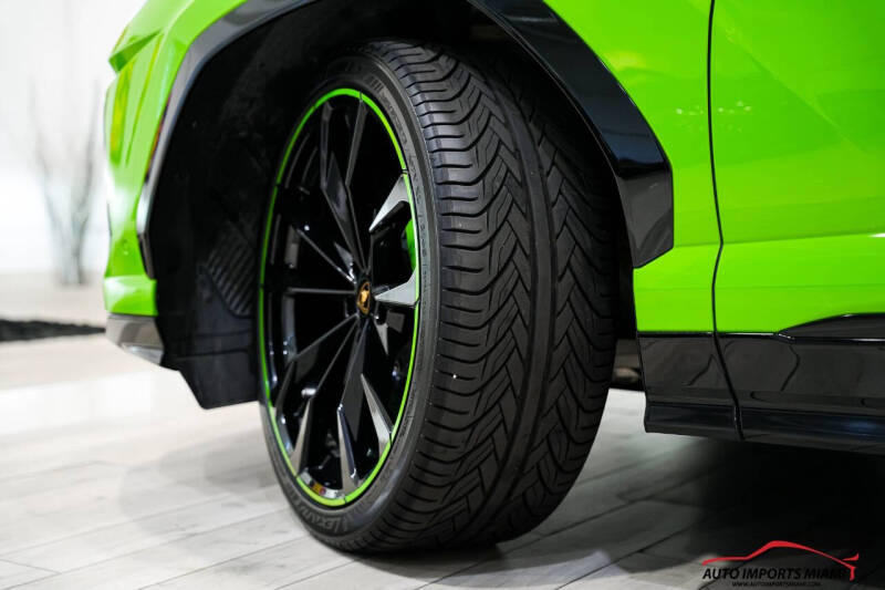 2022 Lamborghini Urus