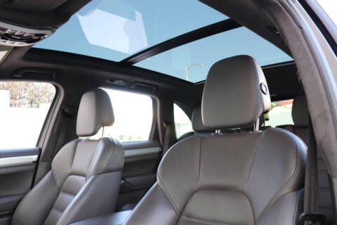 2015 Porsche Cayenne Turbo