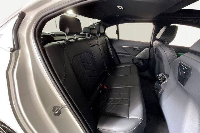 2024 BMW i5 eDrive40