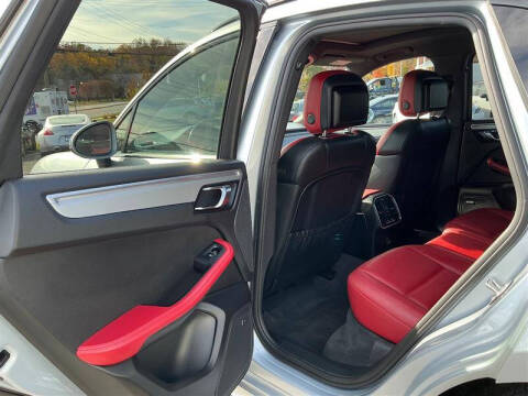 2017 Porsche Macan GTS