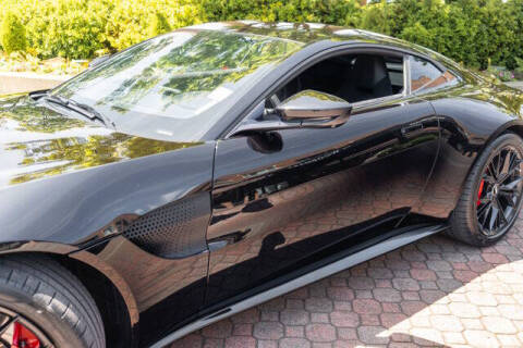 2021 Aston Martin Vantage