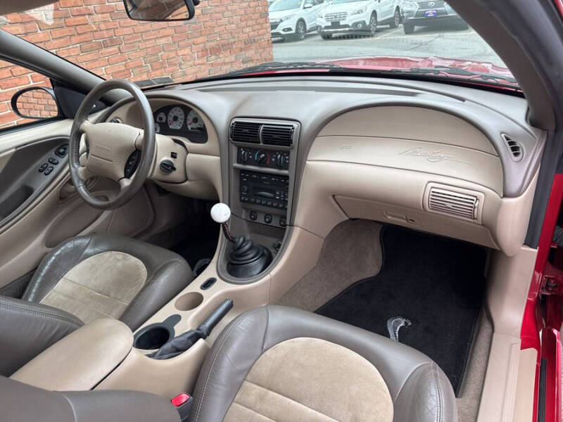 2001 Ford Mustang SVT Cobra