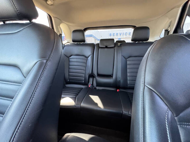 2023 Ford Edge SEL