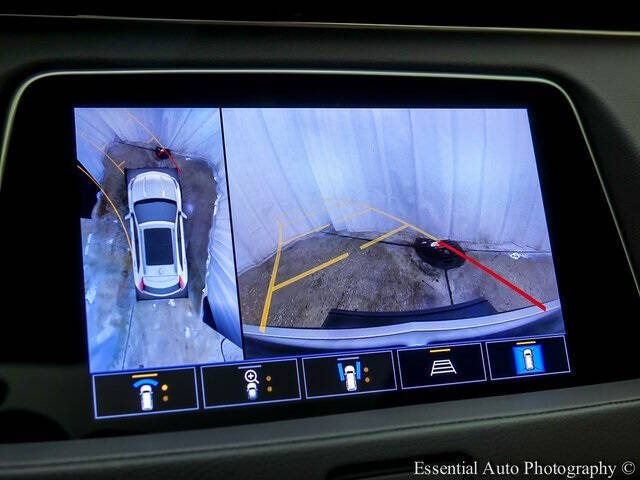 2022 Cadillac XT4 Premium Luxury