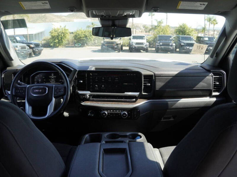 2023 GMC Sierra 1500