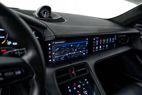 2024 Porsche Taycan GTS Sport Turismo