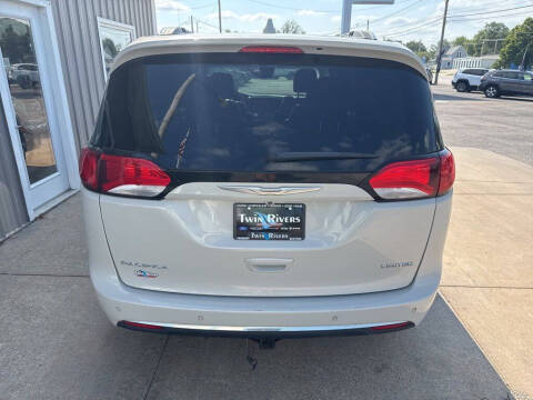 2017 Chrysler Pacifica Limited