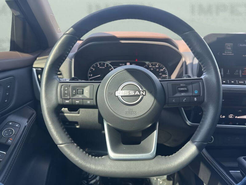 2023 Nissan Rogue SL