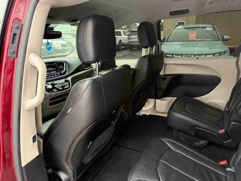 2021 Chrysler Pacifica Touring L