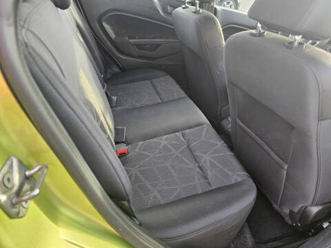 2013 Ford Fiesta SE