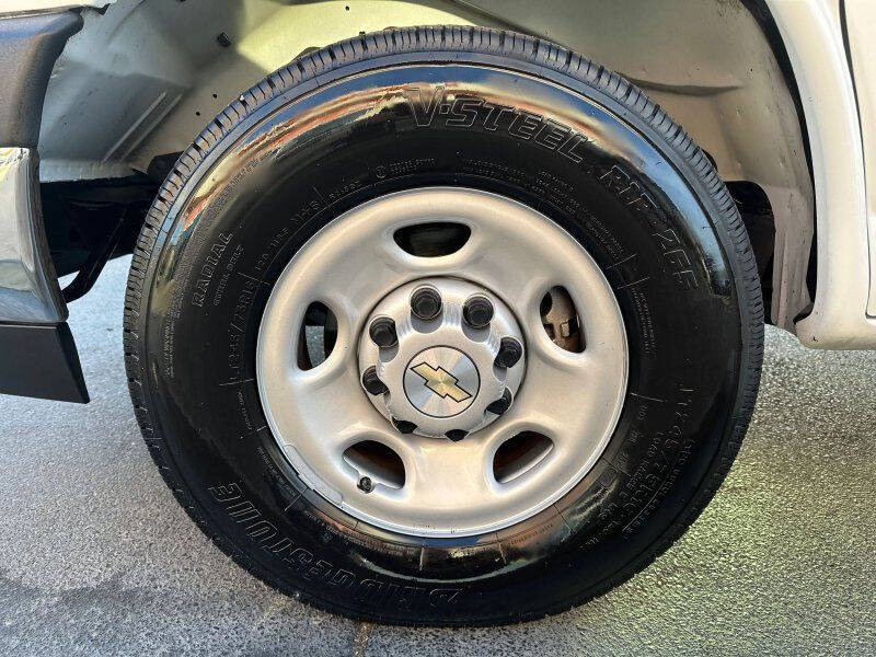 2022 Chevrolet Express 2500