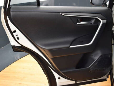 2019 Toyota RAV4 Hybrid XSE