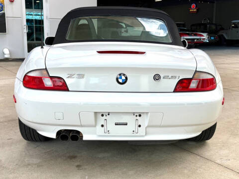 2002 BMW Z3 2.5i