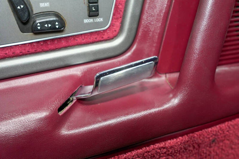 1990 Lincoln Mark VII LSC