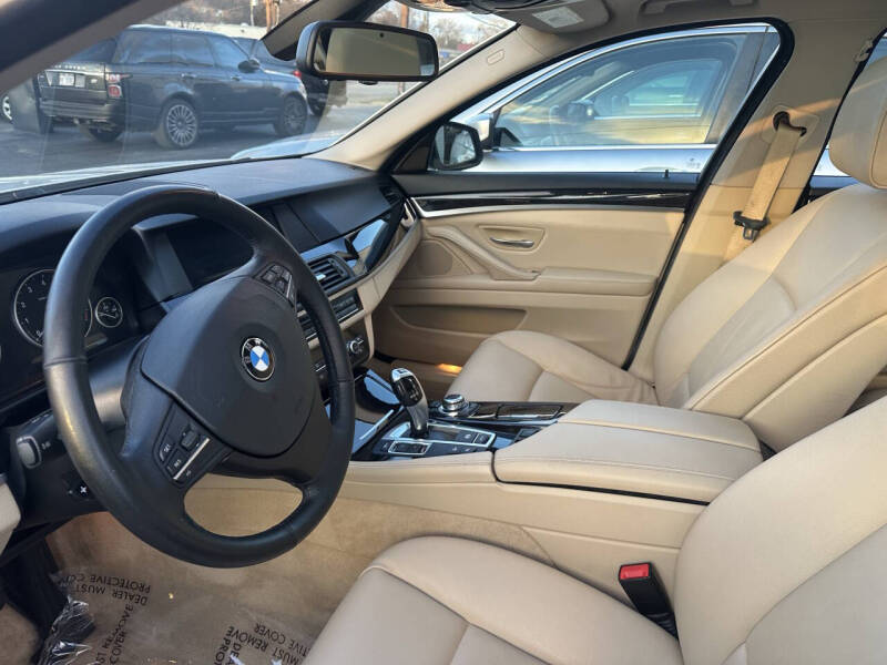 2012 BMW 5 Series 528i xDrive
