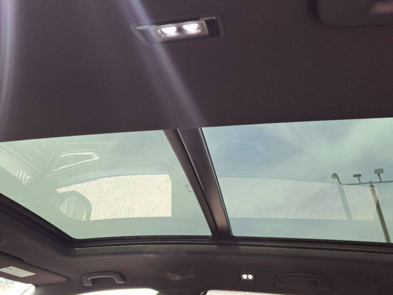 2026 Volkswagen Atlas Cross Sport SEL Premium R-Line 4Motion