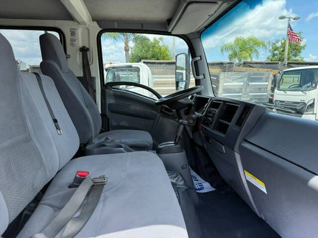 2019 Isuzu NPR-HD