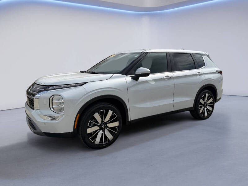2026 Mitsubishi Outlander SE