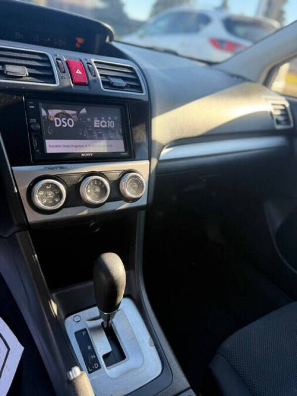 2015 Subaru Impreza 2.0i