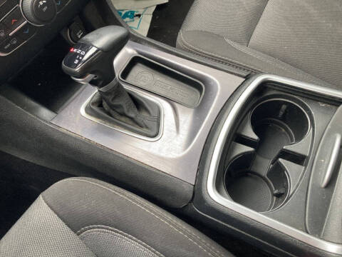 2017 Dodge Charger SE